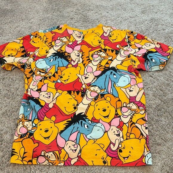 Tokyo Disneyland resort Winnie the Pooh shirt - Picture 3 of 4